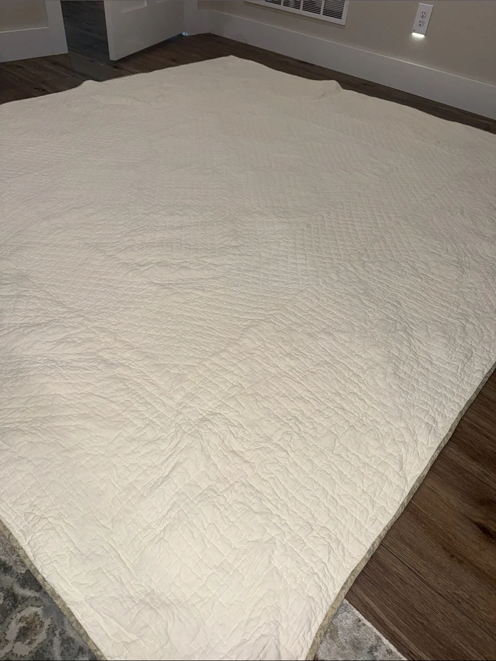 Vintage inspired Floral Patchwork Quilt - Cream with Pink Roses cottage core